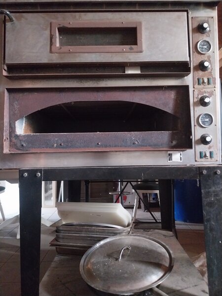 Cuptor pizza electric profesional